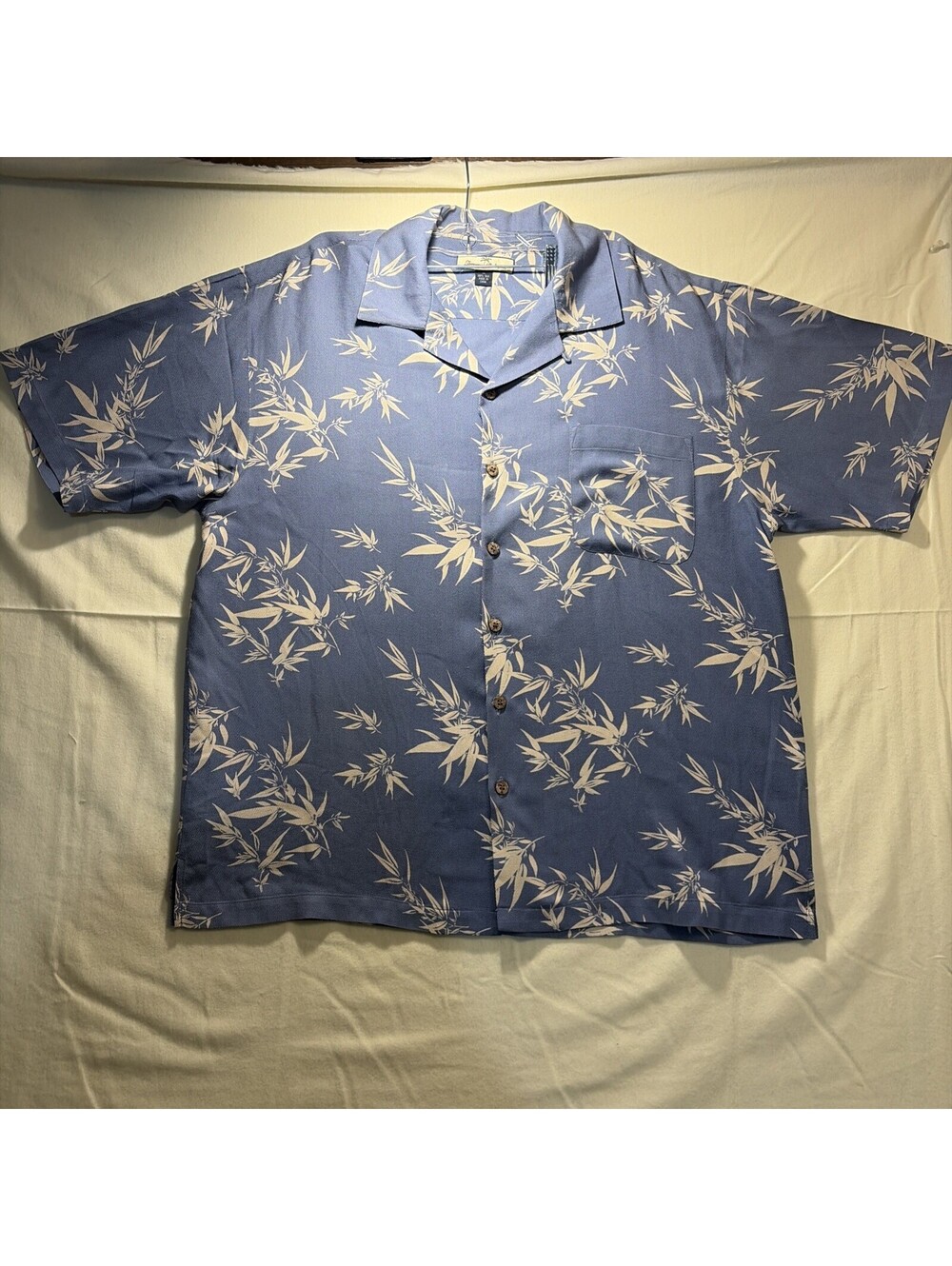 Tommy Bahama Hawaiian Men’s Blue Floral 100% Silk Short Sleeve Shirt Size XL